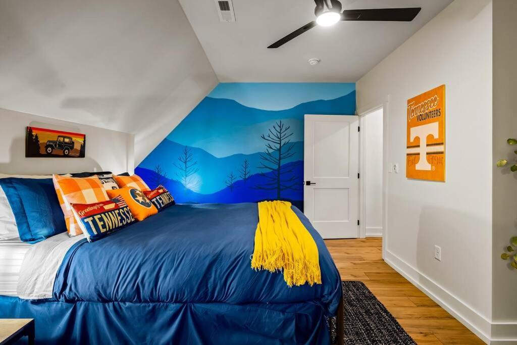 *Dog Friendly*Modern Home-Minutes To Dollywood, Gatlinburg, Smoky Mountains & Pigeon Forge! Exterior photo